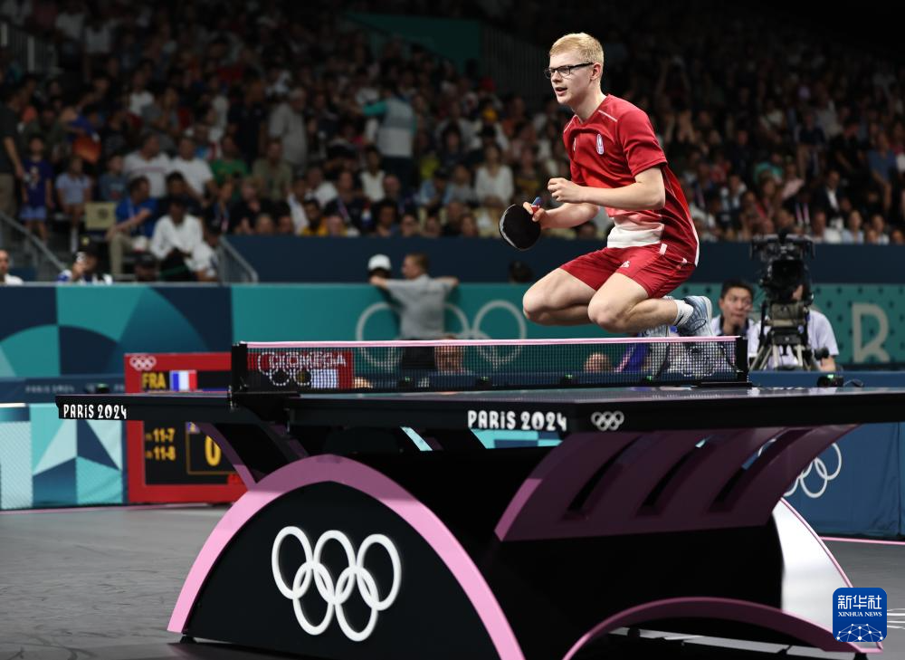 而这次握手 而这次握手