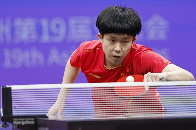 这些词背后 这些词背后